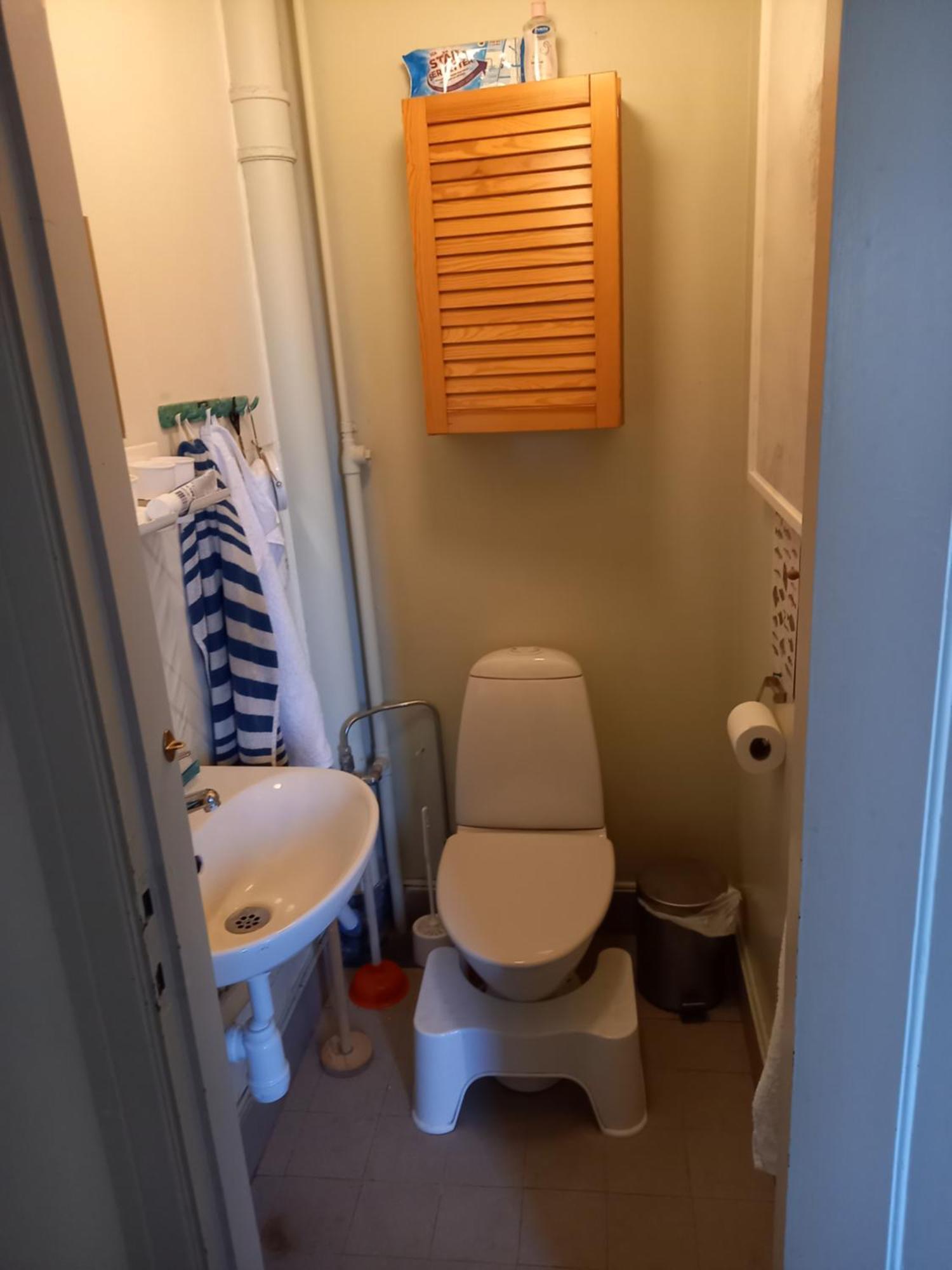 Ljust Boende, Egen Ingang Och Traedgard I Centrum Varberg Buitenkant foto